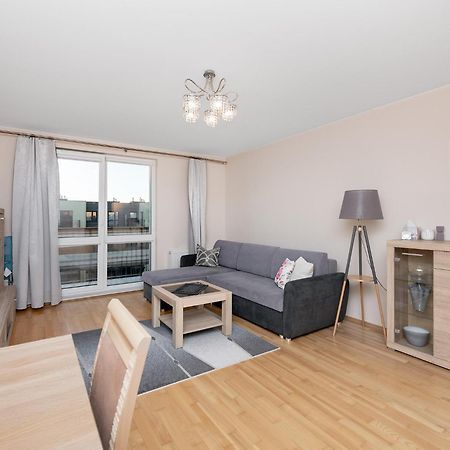 Cozy Corner: Apartment With Wifi And Private Balcony Wroclaw Exterior photo