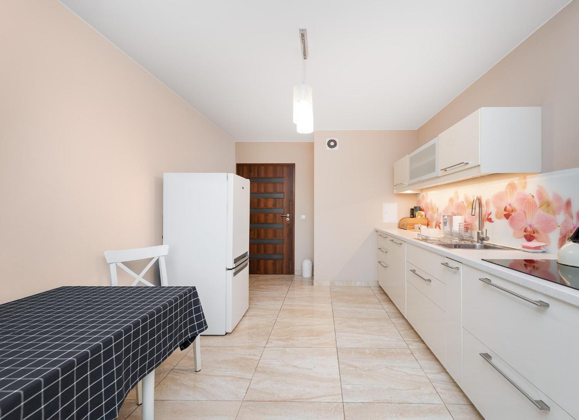 Cozy Corner: Apartment With Wifi And Private Balcony Wroclaw Exterior photo
